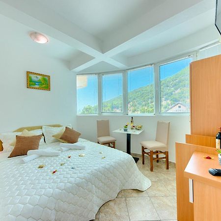 Hotel Dana Čanj Eksteriør bilde