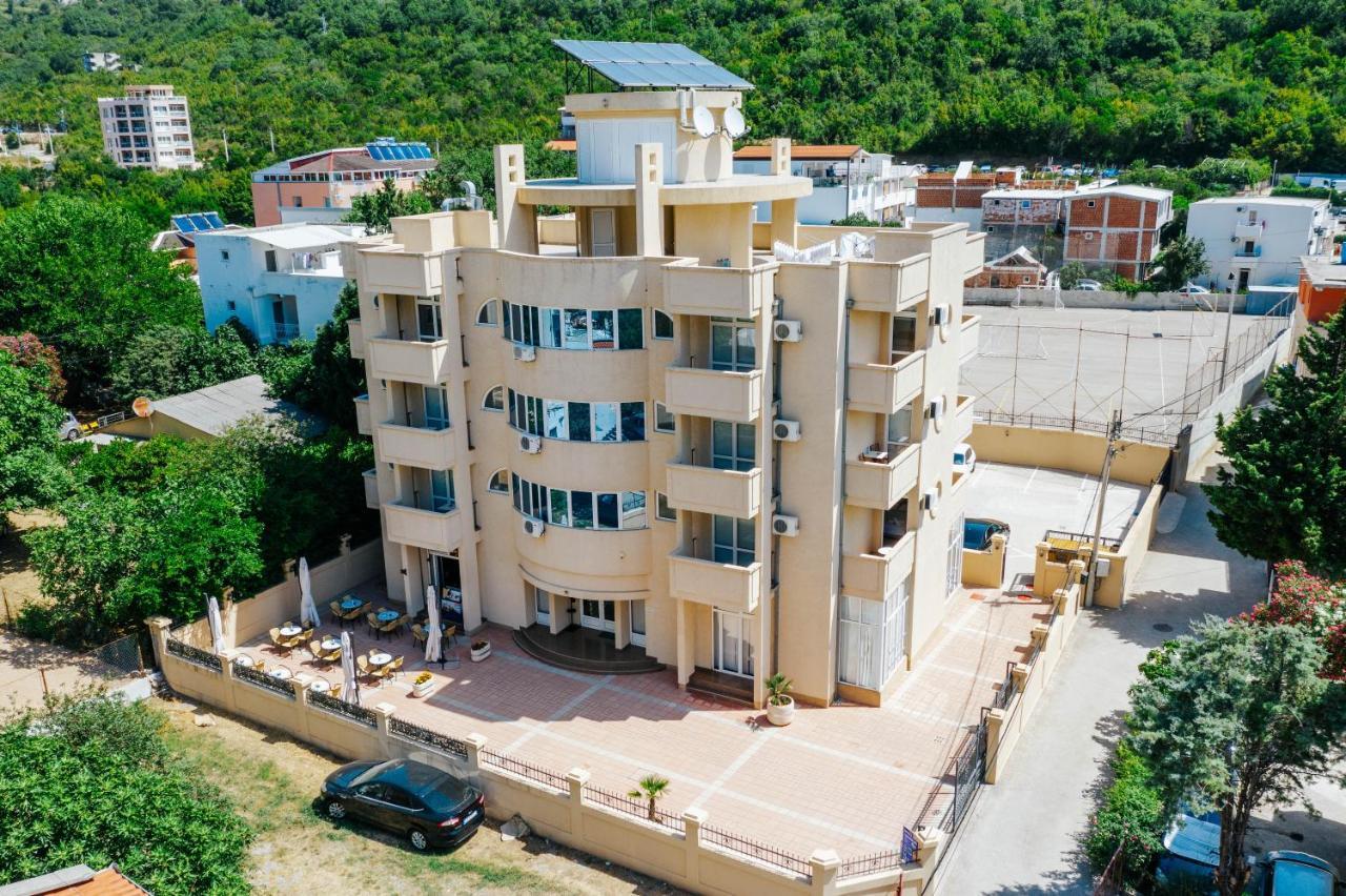 Hotel Dana Čanj Eksteriør bilde