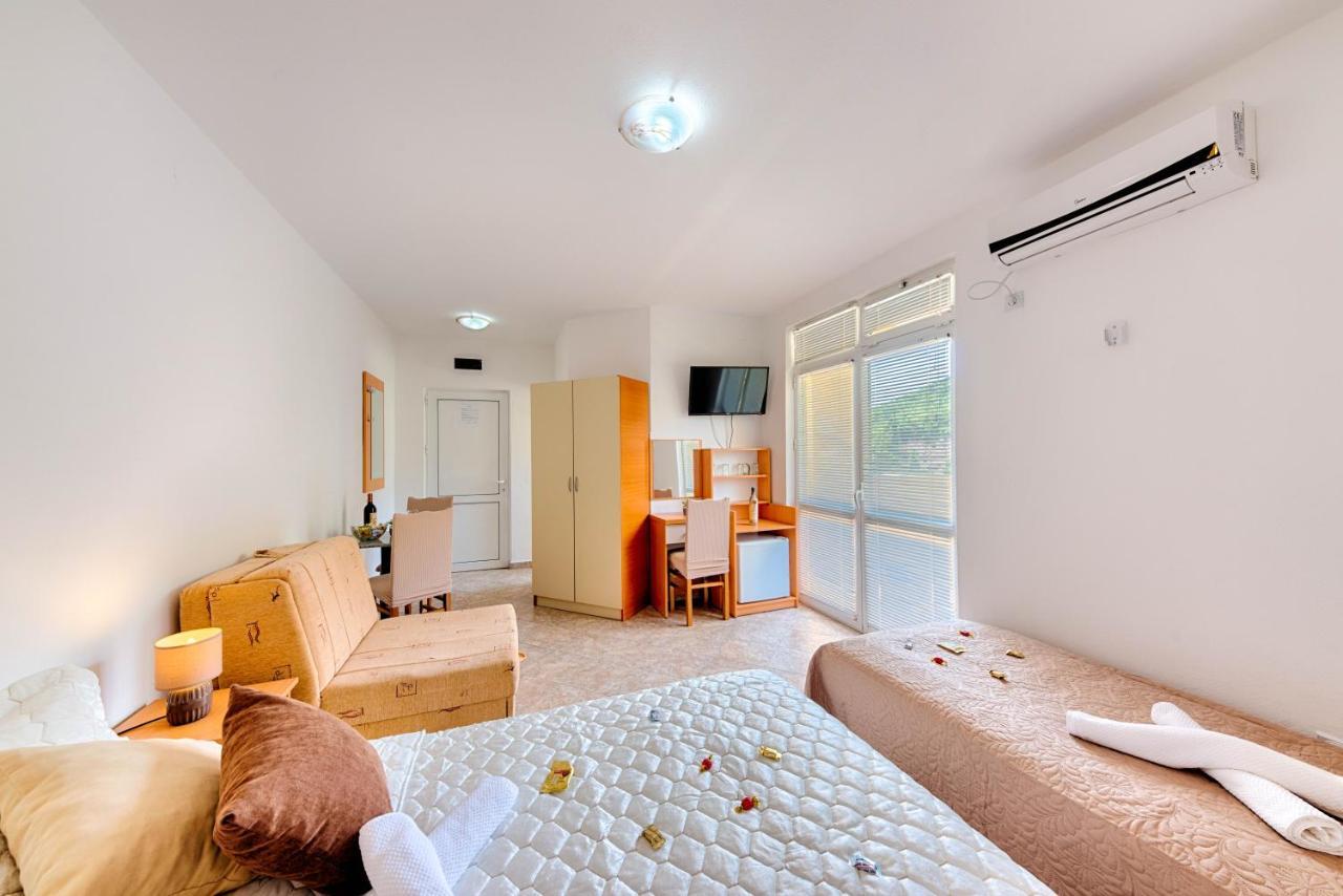 Hotel Dana Čanj Eksteriør bilde