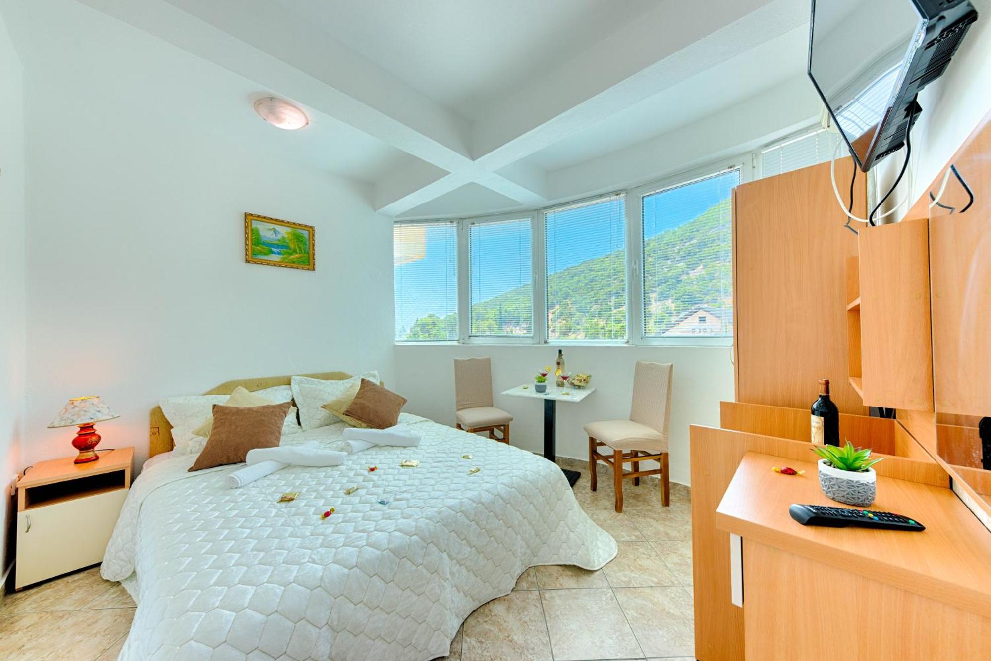 Hotel Dana Čanj Eksteriør bilde