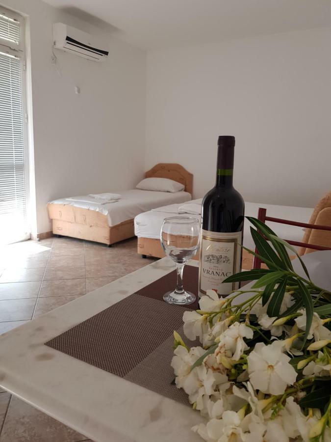 Hotel Dana Čanj Eksteriør bilde